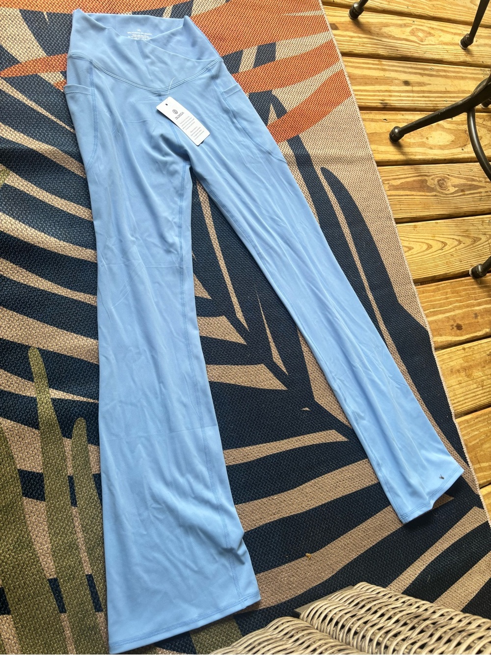 NWT DLOODA Women's XS Blue  Pocket Crossover Waist Flare Leg Yoga Pants